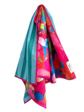 Etching: Reversible Washcloth: Multi / 12x12 in / Washcloth