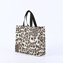 50pcs, 4 Sizes Leopard Animal Print Non-woven Gift Bag: Medium