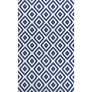 Kellee Machine Washable Modern Diamonds Area Rug: Black / Runner / 2' 6" x 8'