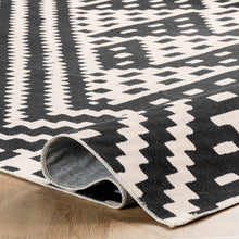 Jagged Modern Trellis Washable Area Rug: Black / Rectangle / 4' x 6'