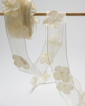 1.5" Ivory Flower with Pearl on Sheer Ribbon Garland