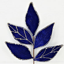 ISB79806- 22in Elegant Velvet Magnolia Lvs Spray-Blue