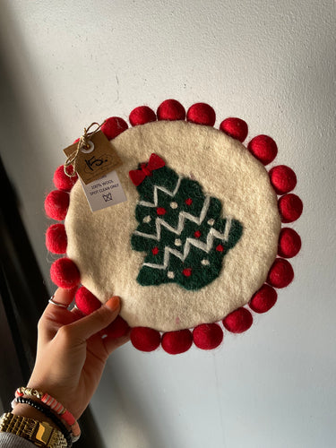 Tree felt wool trivet