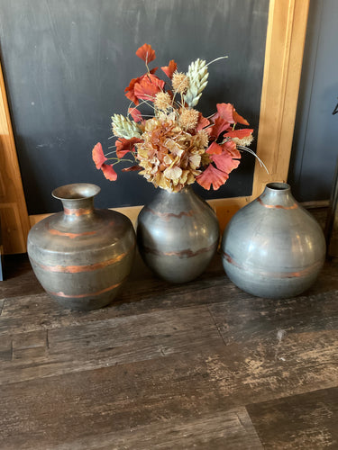 Floral w/ Vases