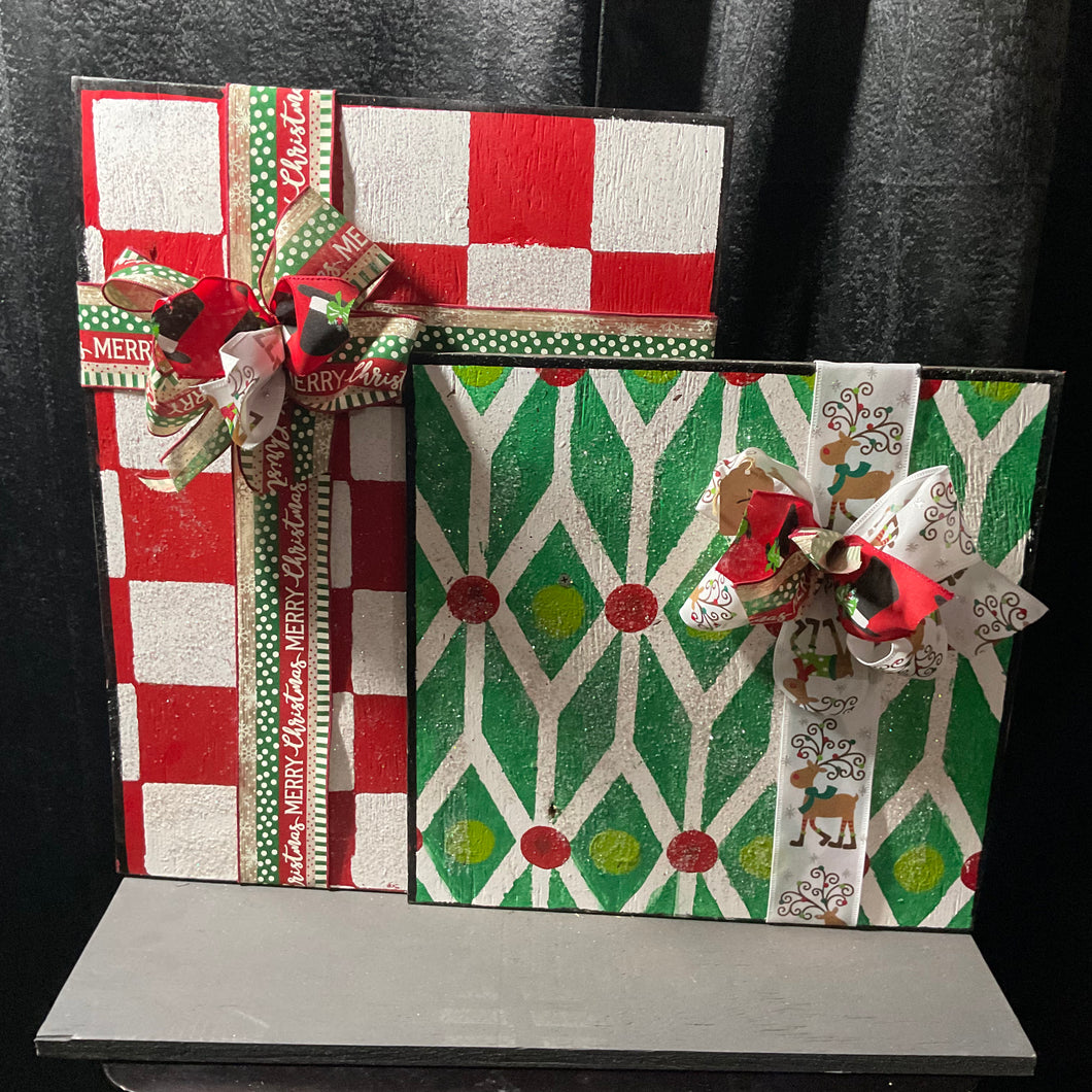 Double Wooden Present