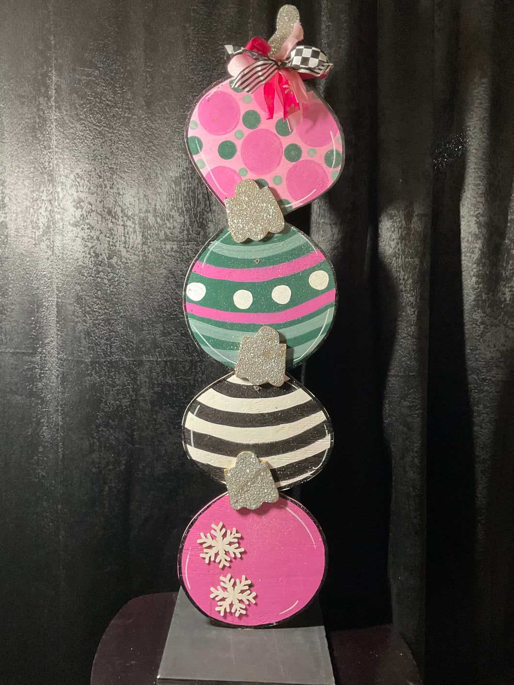 Wooden 4 stack ornaments