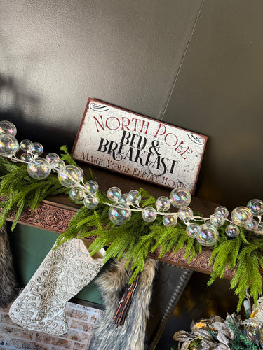 North Pole Bed & Breakfast Vintage Christmas Canvas Wall Art: 10x20