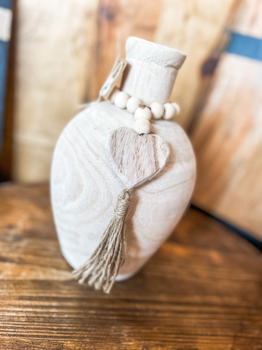 Wood heart vase