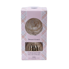 Sweet Grace Plaid Flower Diffuser