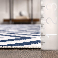 Kellee Machine Washable Modern Diamonds Area Rug: Black / Runner / 2' 6" x 8'